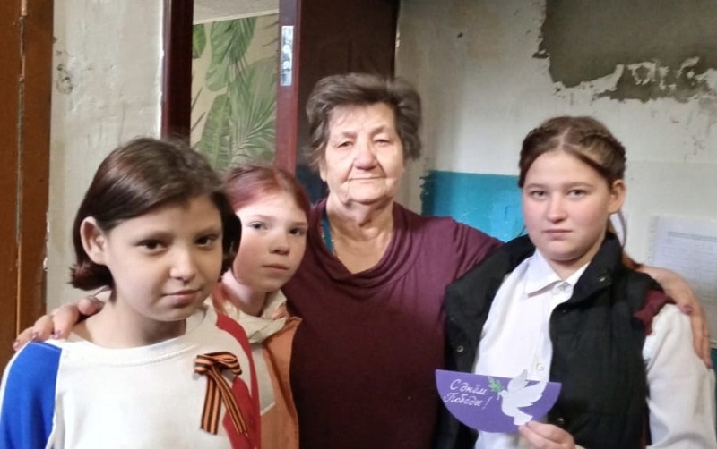 Акция «Поздравления детей войны на дому»..